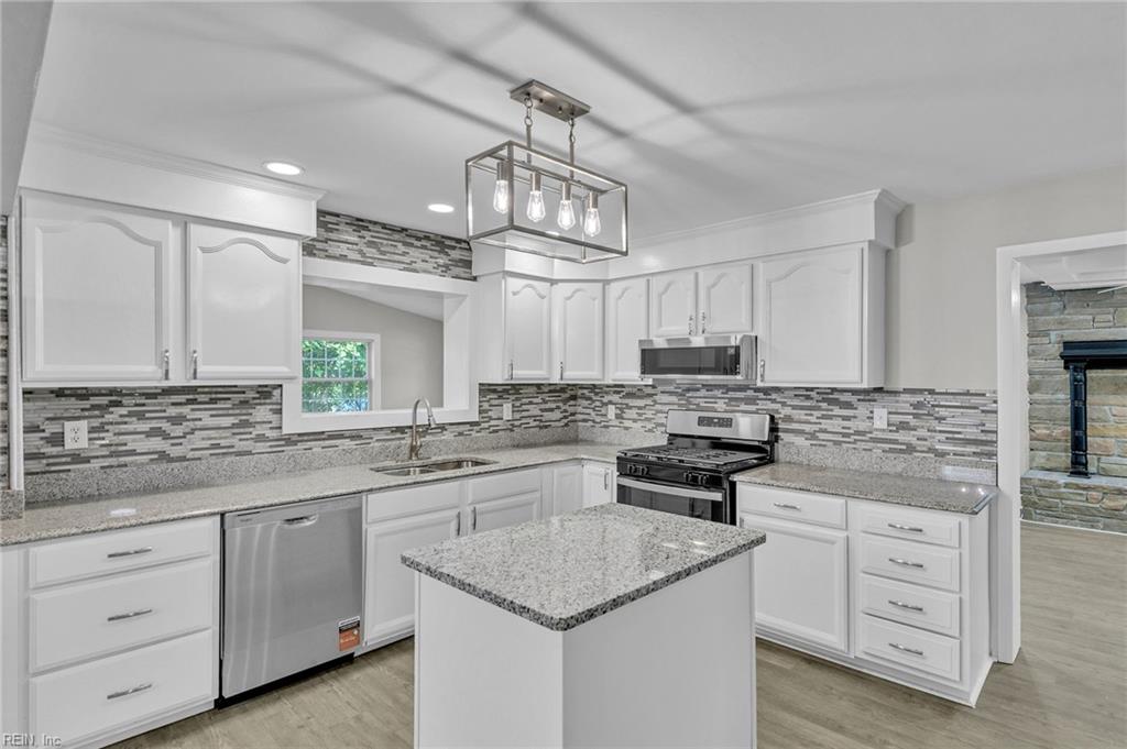 1092 Kennedy St Property Photo 8