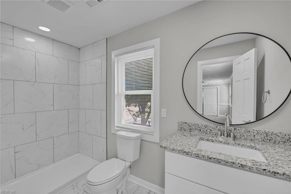 1092 Kennedy St Property Photo 29