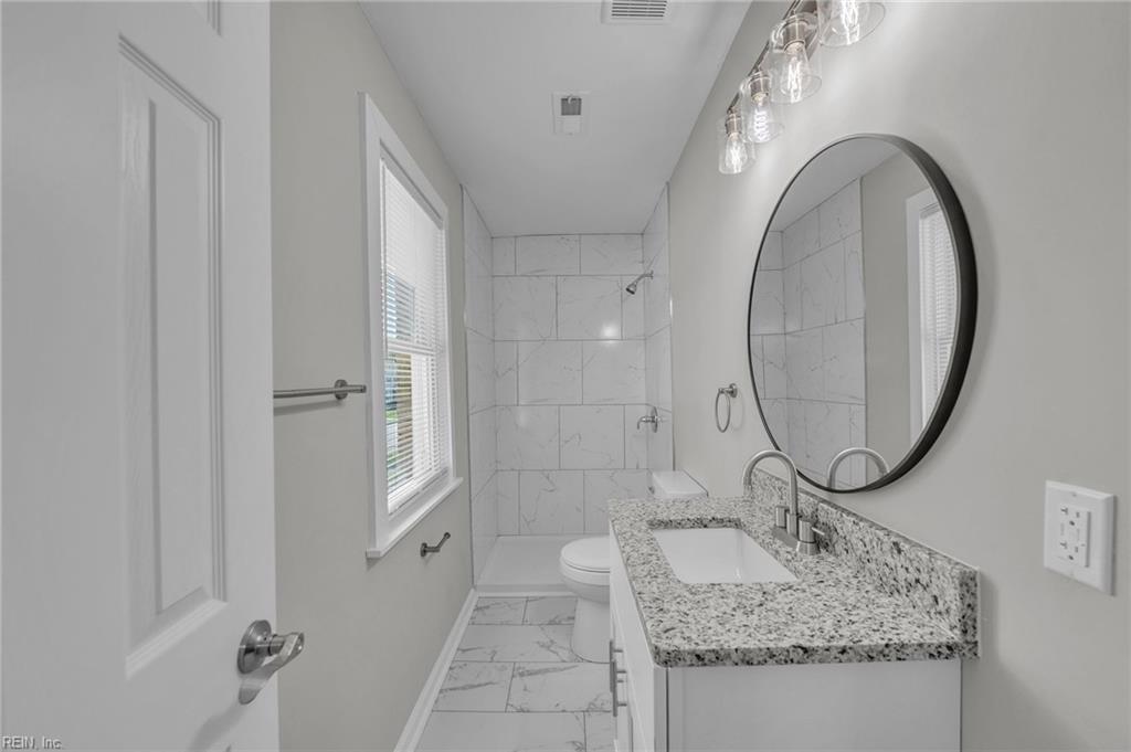 1092 Kennedy St Property Photo 38