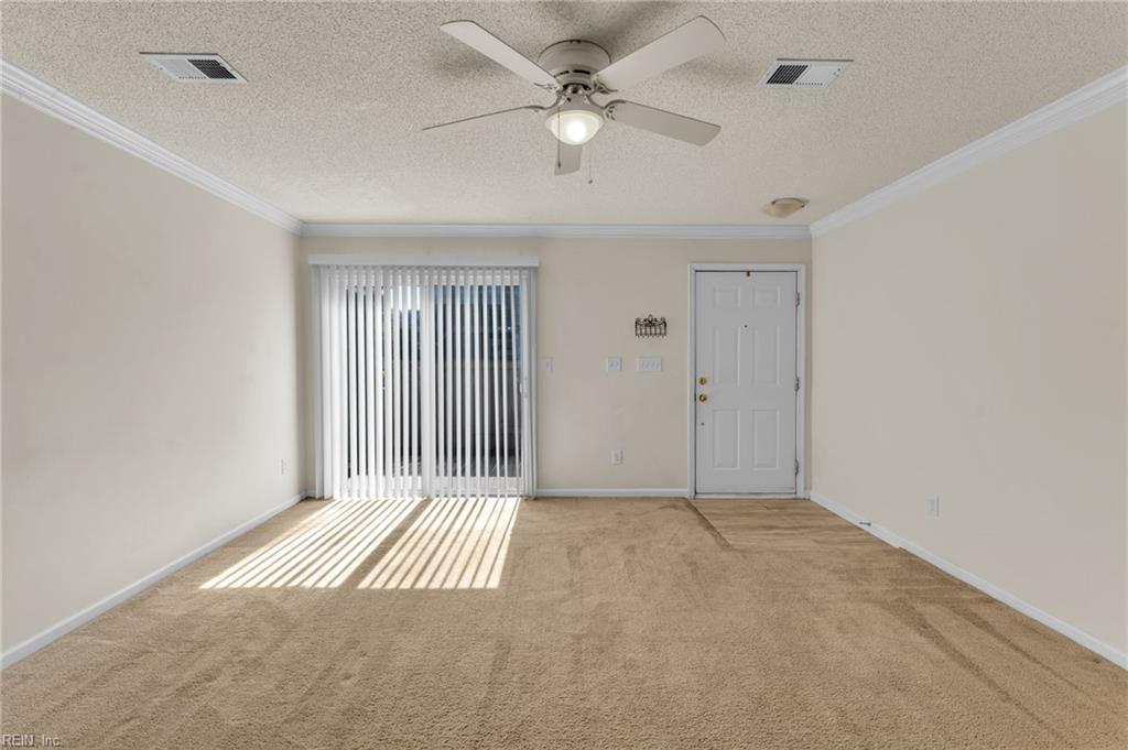 2359 Old Greenbrier Rd Property Photo 5