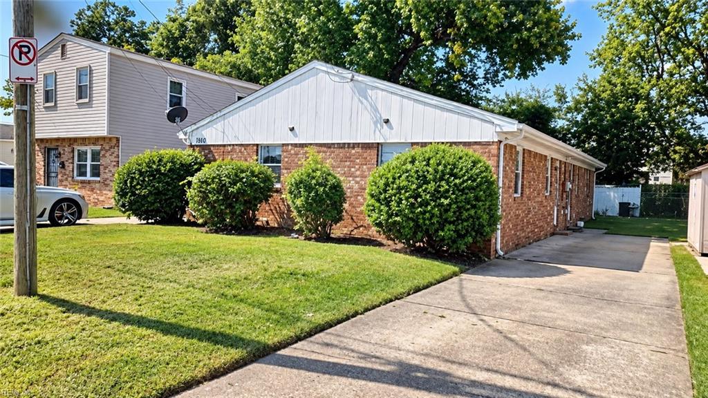 2127 Grandy Ave Property Photo 1