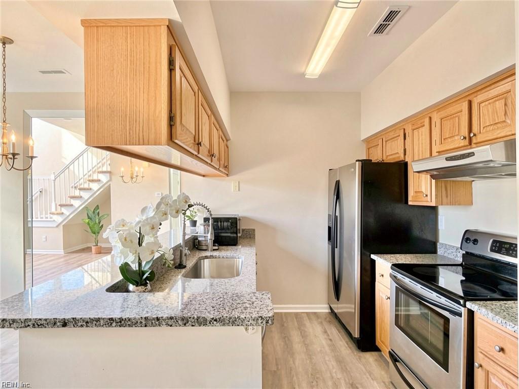 1414 Loose Strife Pl Property Photo 11