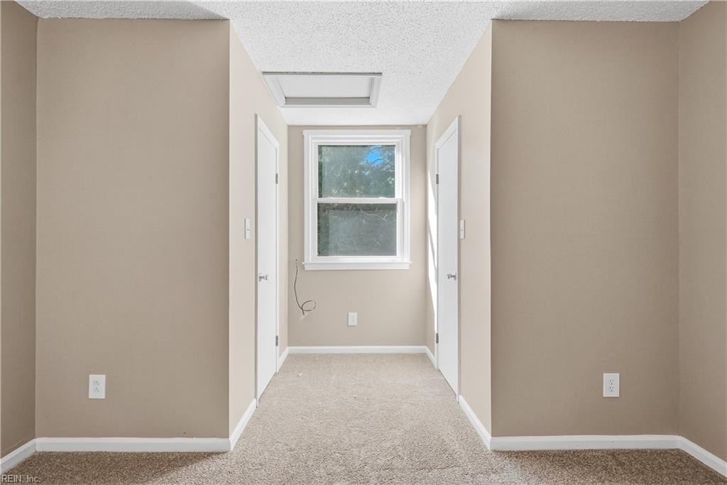 1469 Eddystone Dr Property Photo 28