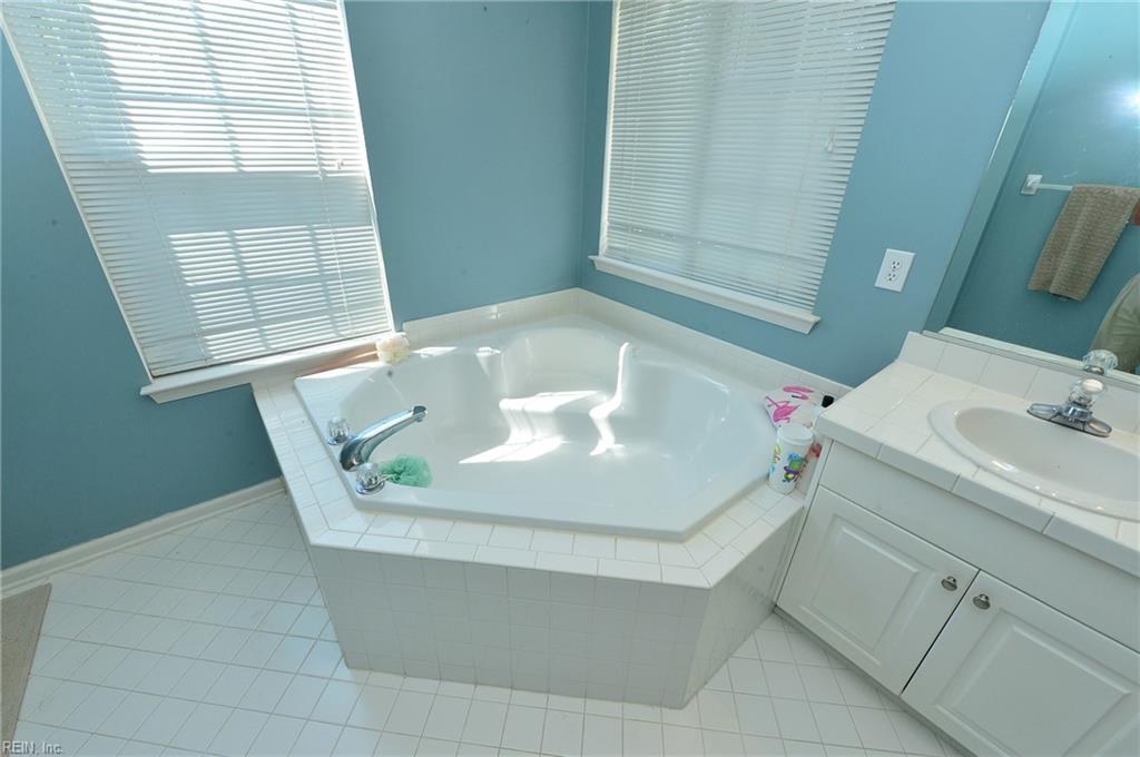 2608 Wilkes Dr Property Photo 26