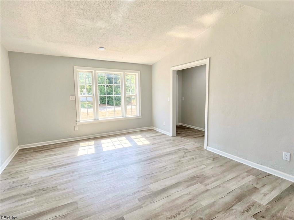 1012 Towanda Rd Property Photo 4