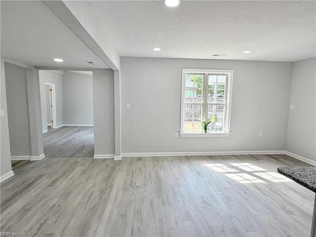 1012 Towanda Rd Property Photo 11