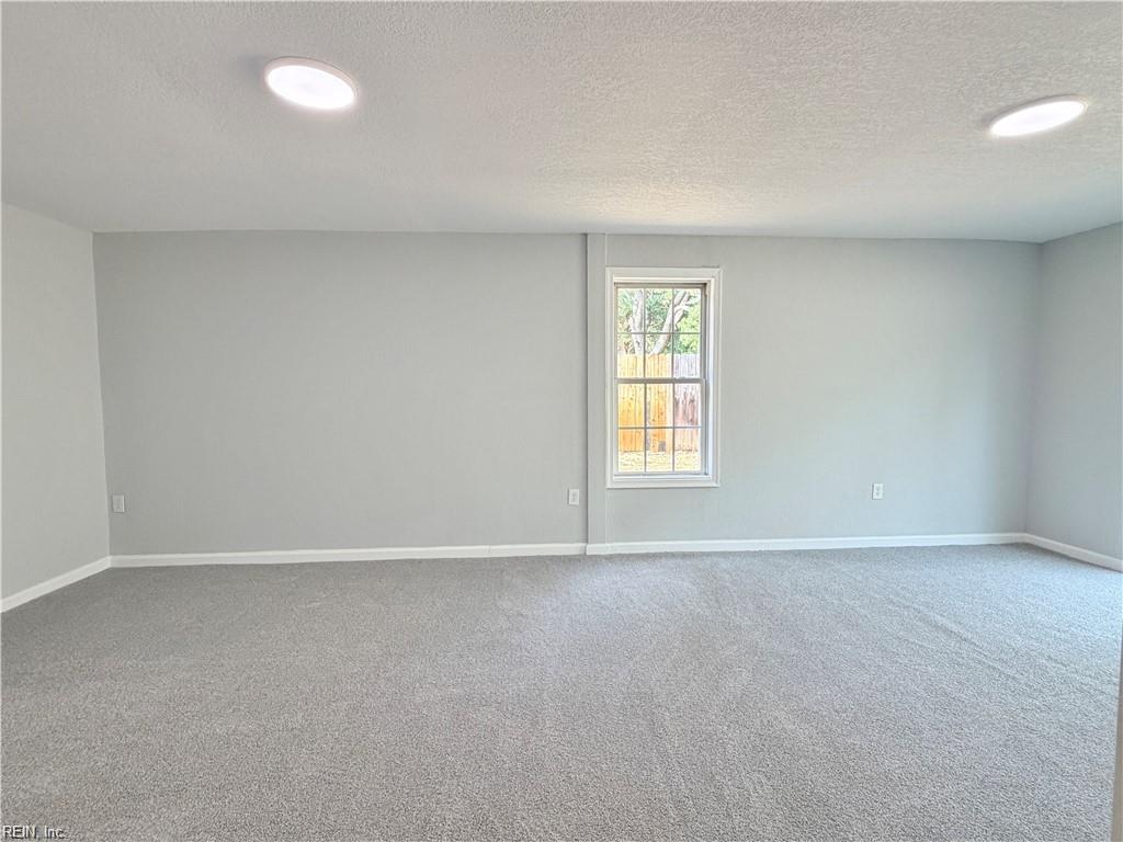 1012 Towanda Rd Property Photo 22