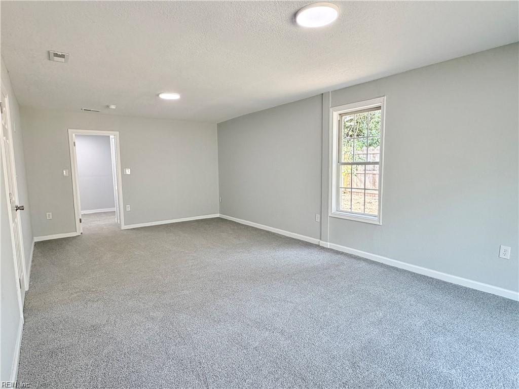 1012 Towanda Rd Property Photo 23