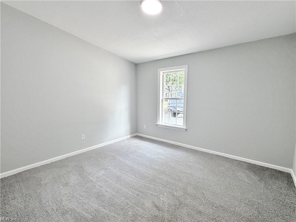 1012 Towanda Rd Property Photo 28