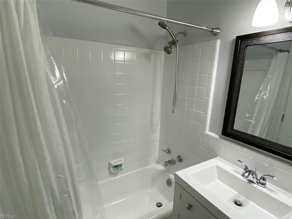 4005 Atlantic Ave Property Photo 9