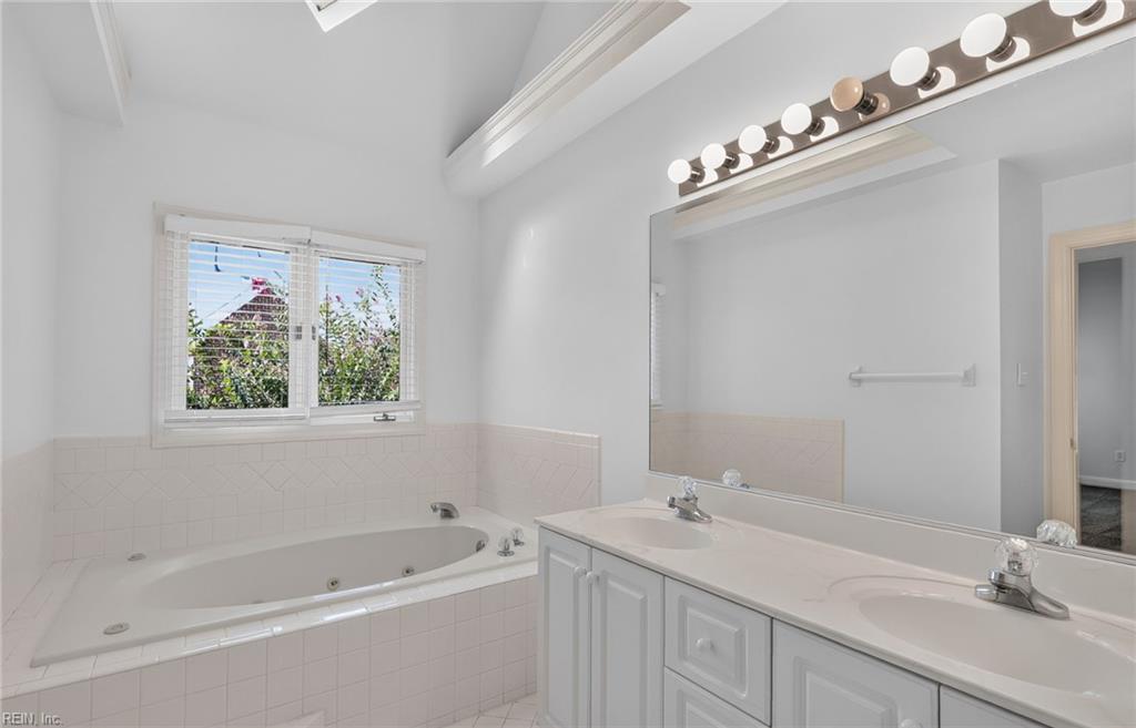 1705 Pilgrims Mews Property Photo 21
