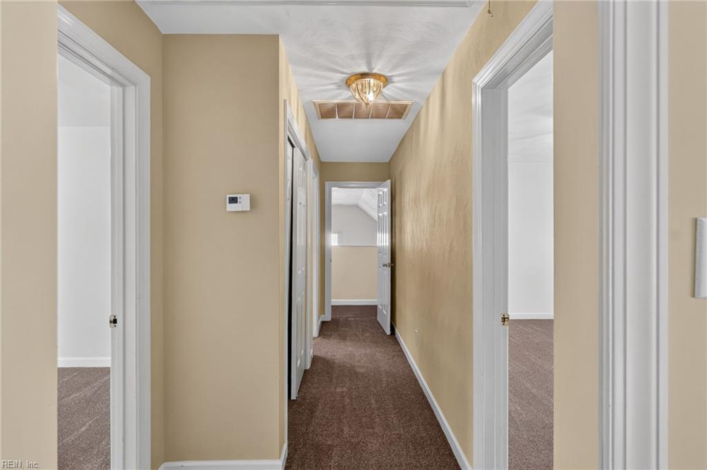 1705 Pilgrims Mews Property Photo 31