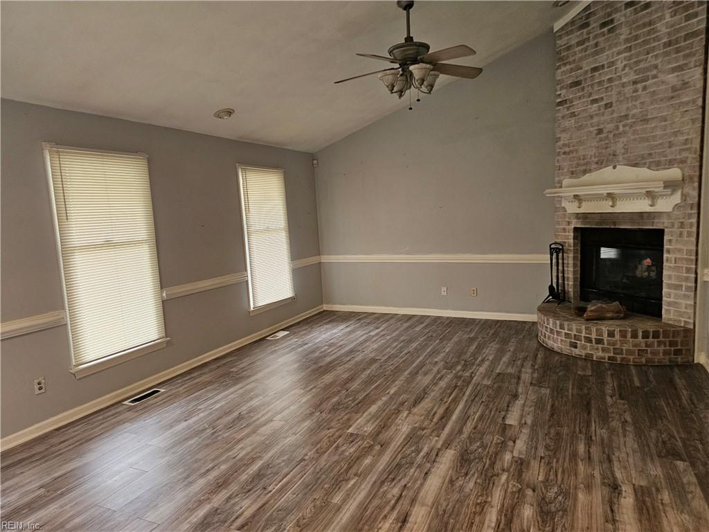 3975 Long Point Blvd Property Photo 11