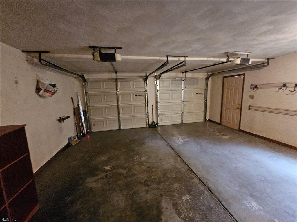 3975 Long Point Blvd Property Photo 25