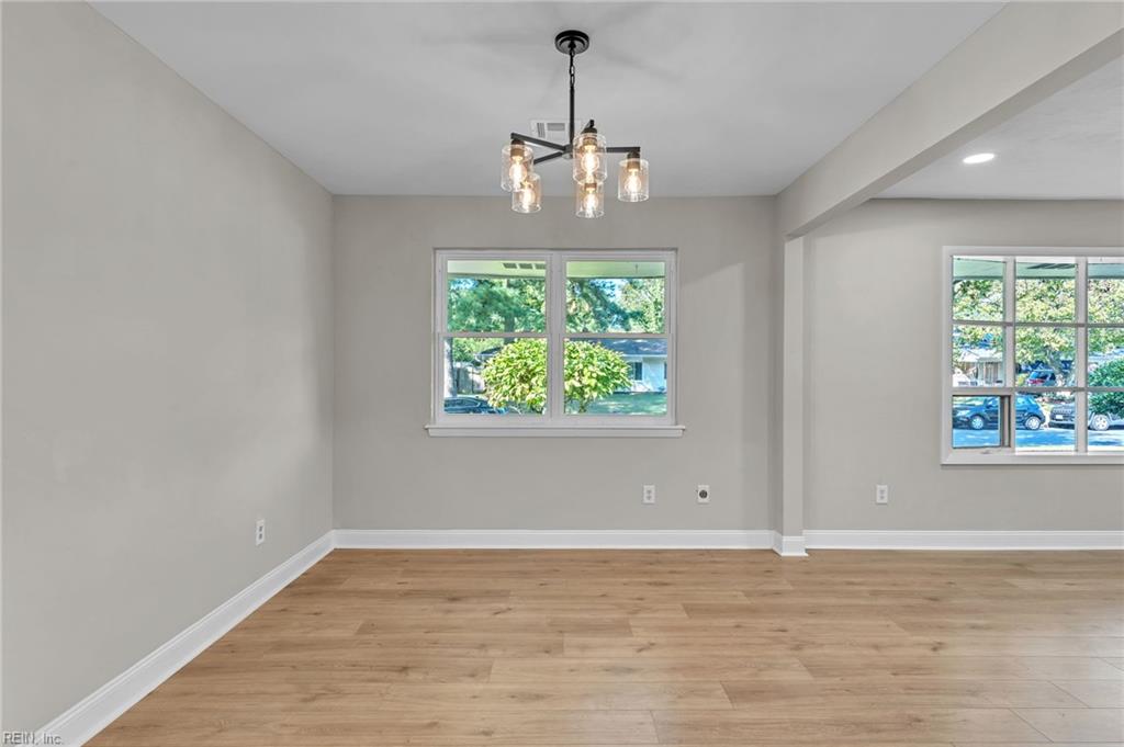 1209 Sir Galahad Dr Property Photo 12