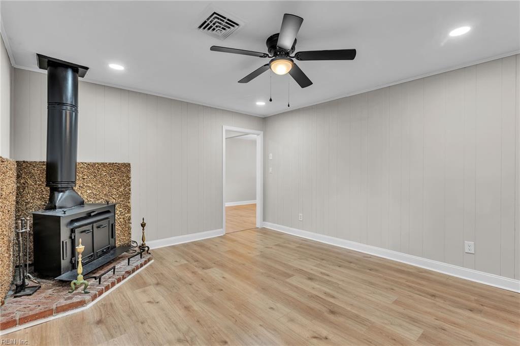 1209 Sir Galahad Dr Property Photo 19