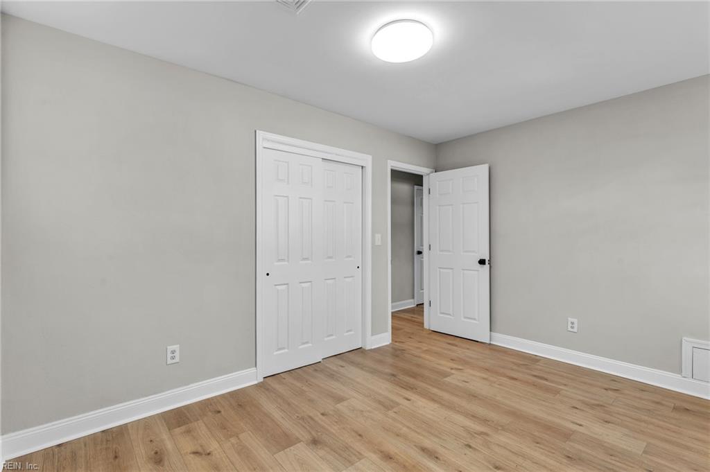 1209 Sir Galahad Dr Property Photo 26