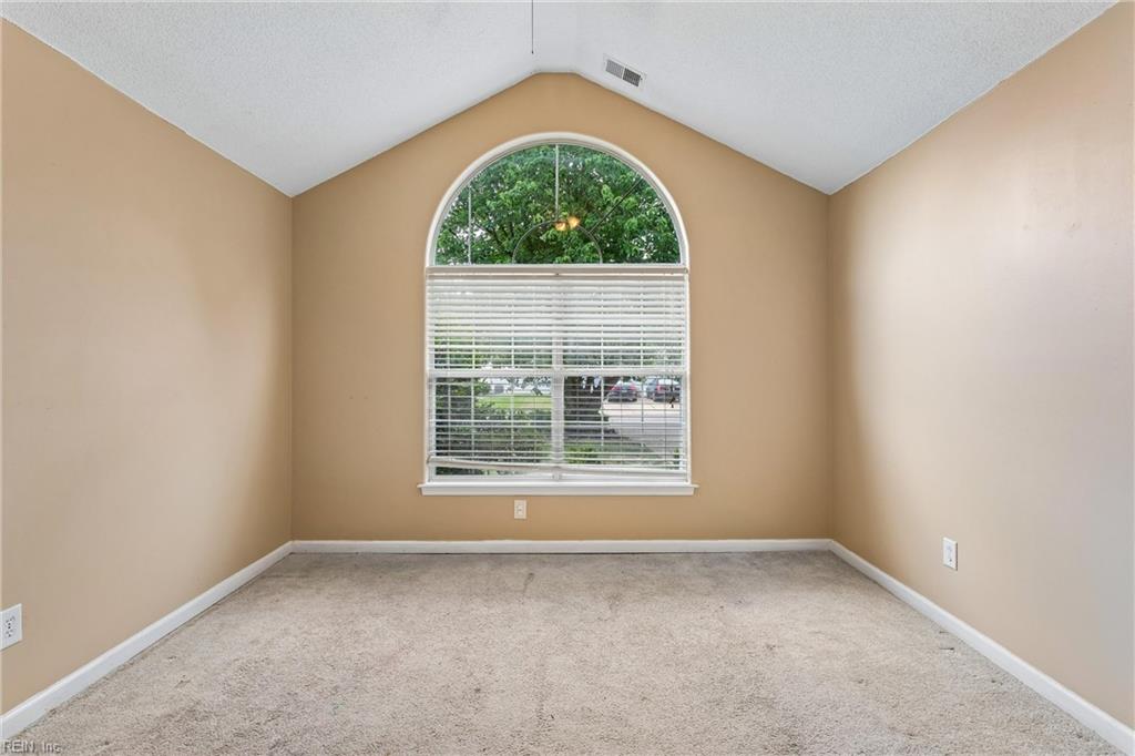 263 Sherbrooke Dr Property Photo 29