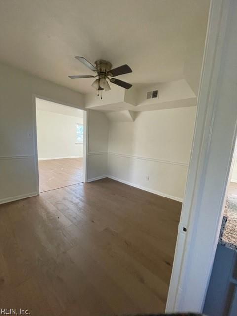4025 S Plaza Trl Property Photo 4