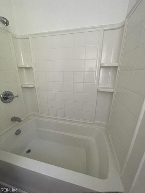 4025 S Plaza Trl Property Photo 7