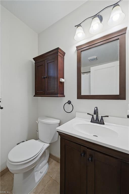 32 Claremont Ave Property Photo 14