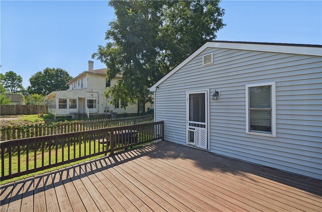 32 Claremont Ave Property Photo 24