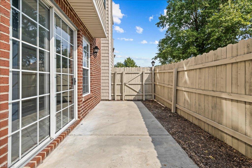 1125 Farrcroft Way Property Photo 30