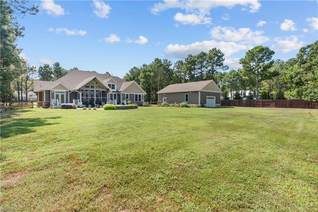 2962 Butlers Bluff Dr Property Photo 9