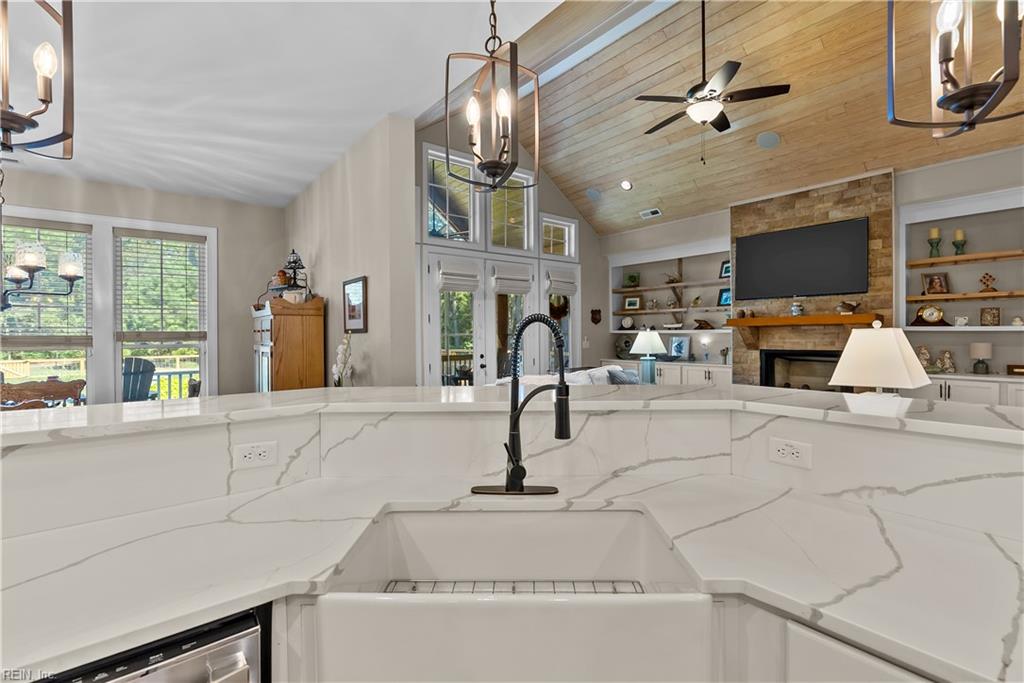 2962 Butlers Bluff Dr Property Photo 35