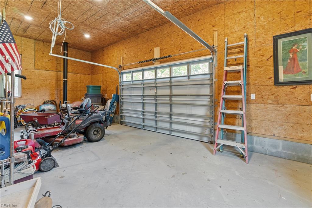 2962 Butlers Bluff Dr Property Photo 49