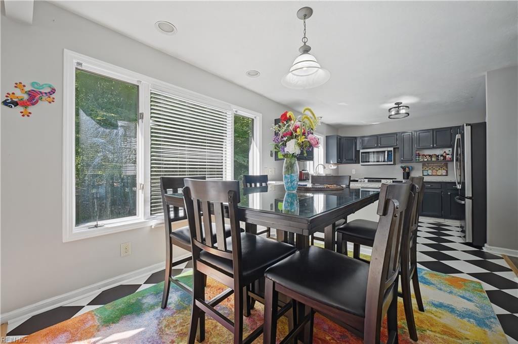 6 Foxcroft Rd Property Photo 7