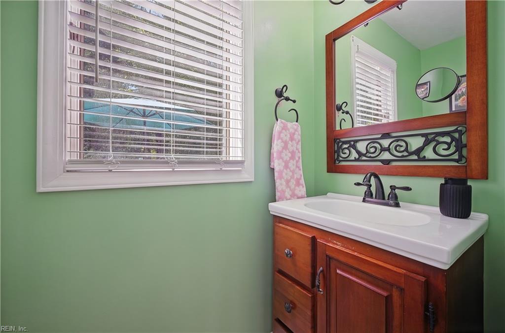 6 Foxcroft Rd Property Photo 12