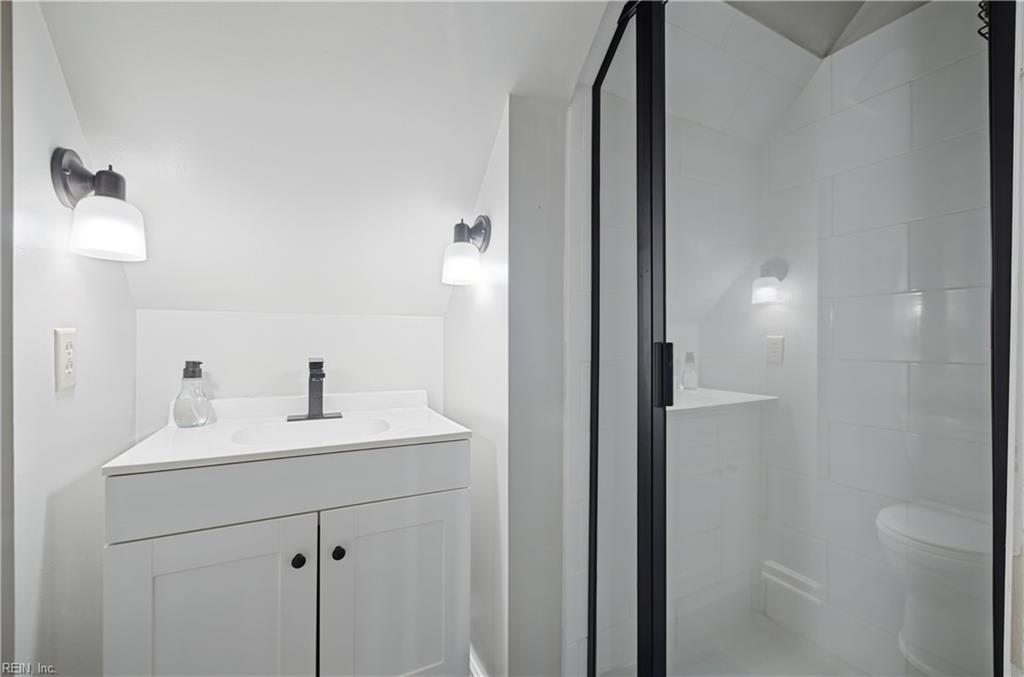 6 Foxcroft Rd Property Photo 17