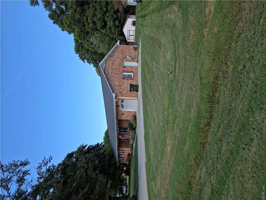 126 Tabb Ln Property Photo 3