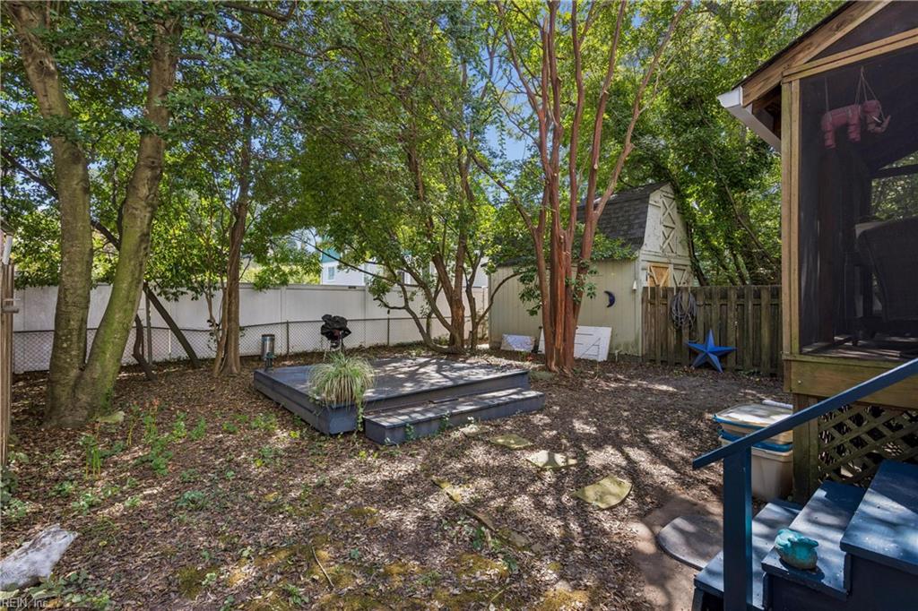 318 56th St Property Photo 37