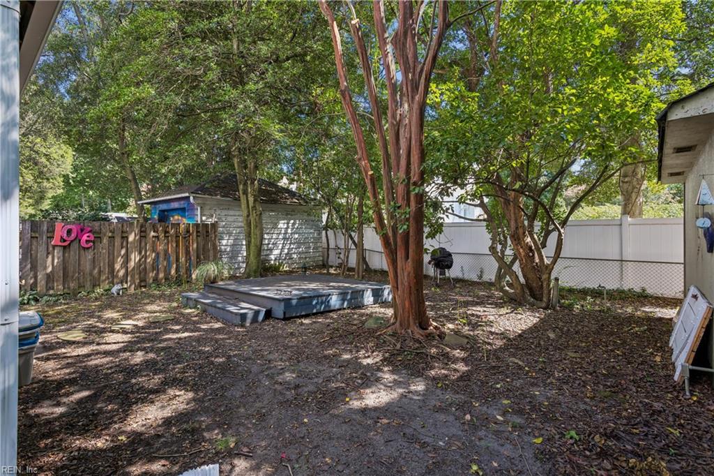 318 56th St Property Photo 38