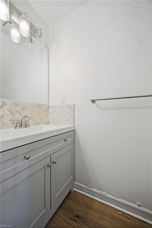 744 Helmsdale Way Property Photo 15