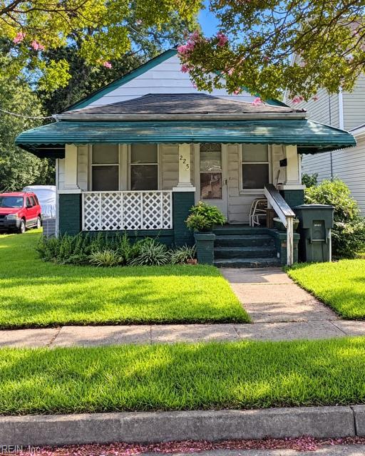 225 Filbert St Property Photo 1