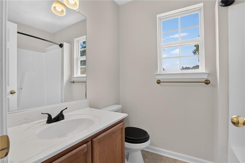 313 Gale Ave Property Photo 21
