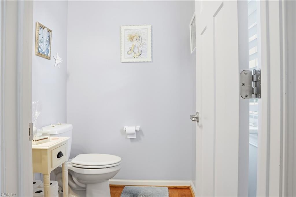 852 Bennetts Meadow Ln Property Photo 3