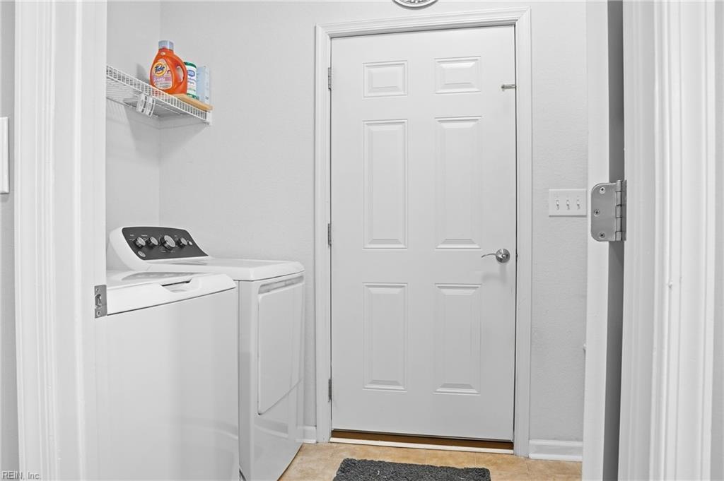 852 Bennetts Meadow Ln Property Photo 19