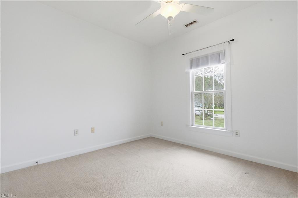 1703 Cheslie Arch Property Photo 8
