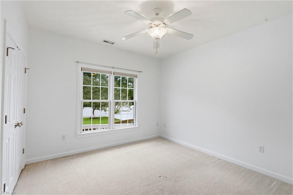 1703 Cheslie Arch Property Photo 9