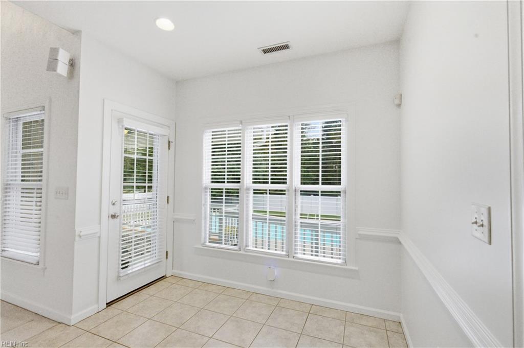 1703 Cheslie Arch Property Photo 28
