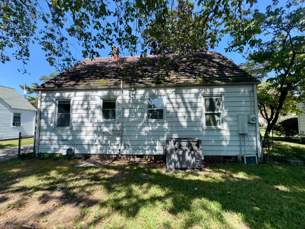 117 E Chester St Property Photo 2