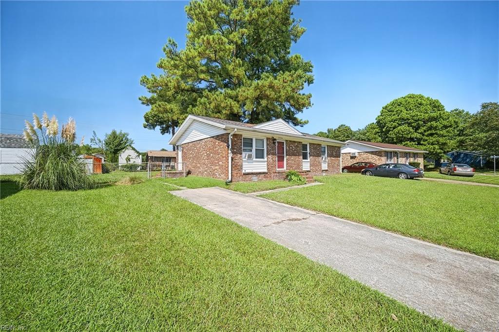 3228 Bangor Dr Property Photo 2
