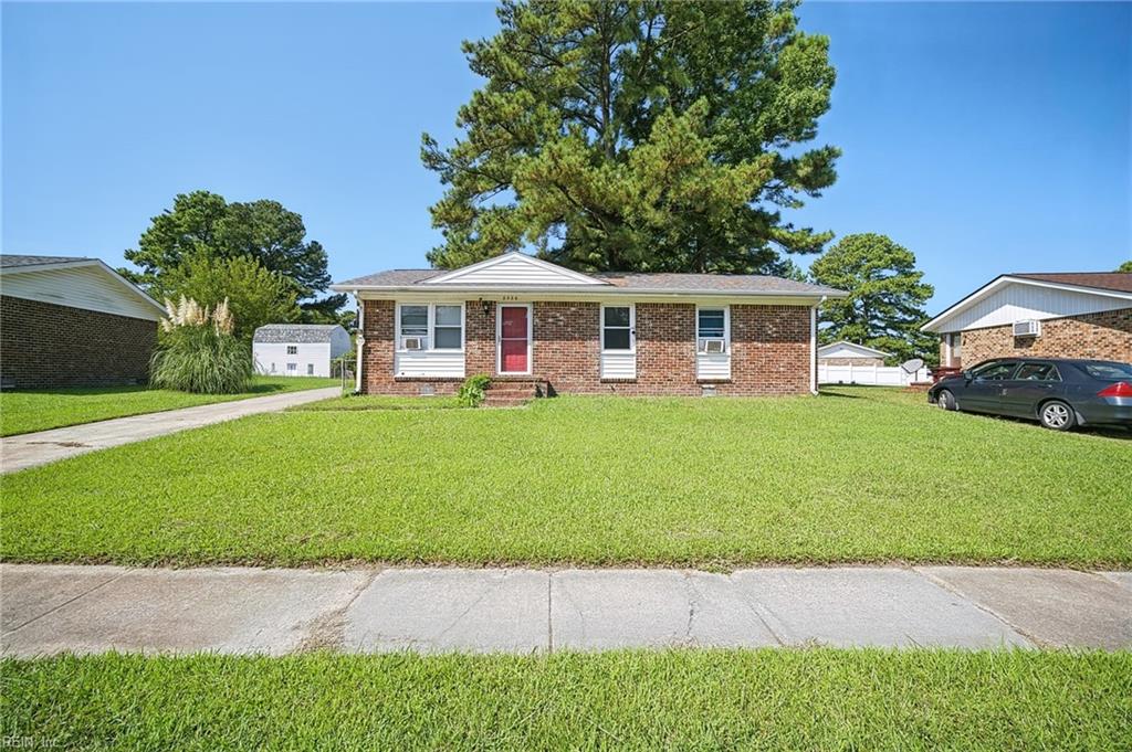 3228 Bangor Dr Property Photo 3