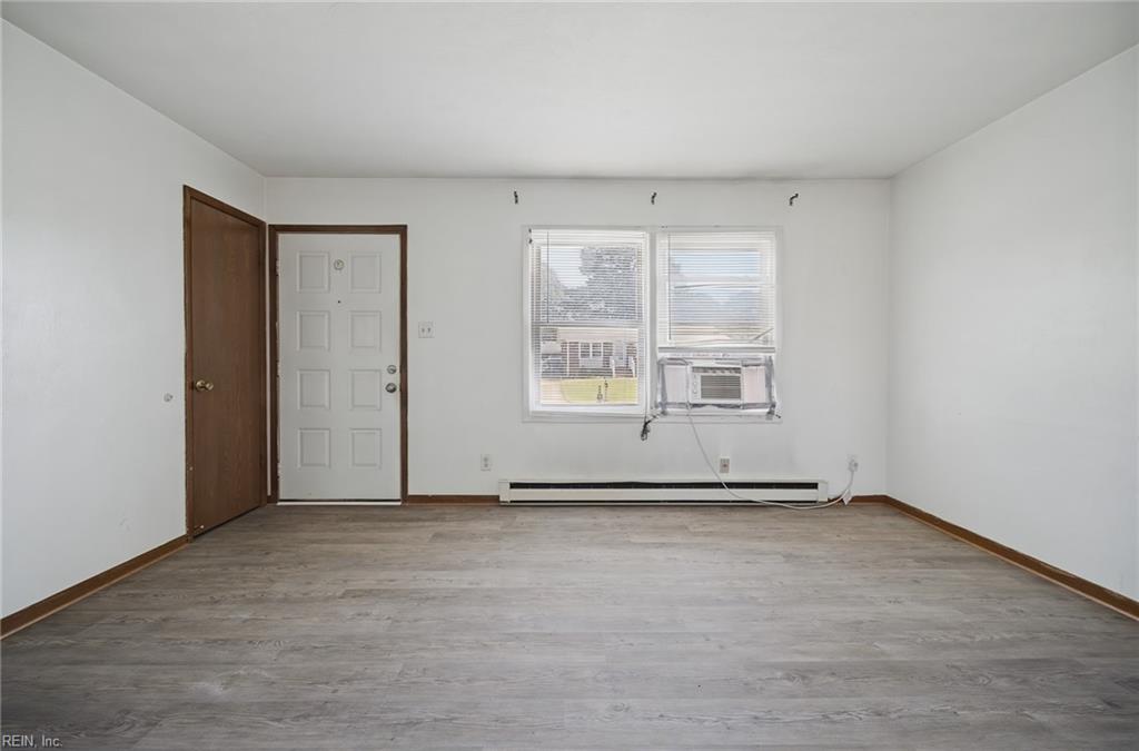 3228 Bangor Dr Property Photo 6