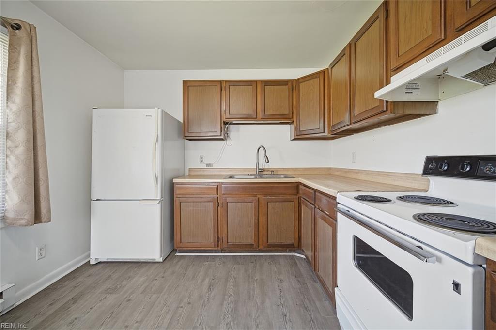 3228 Bangor Dr Property Photo 10