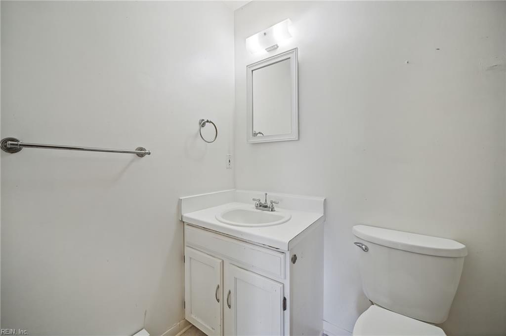 3228 Bangor Dr Property Photo 14